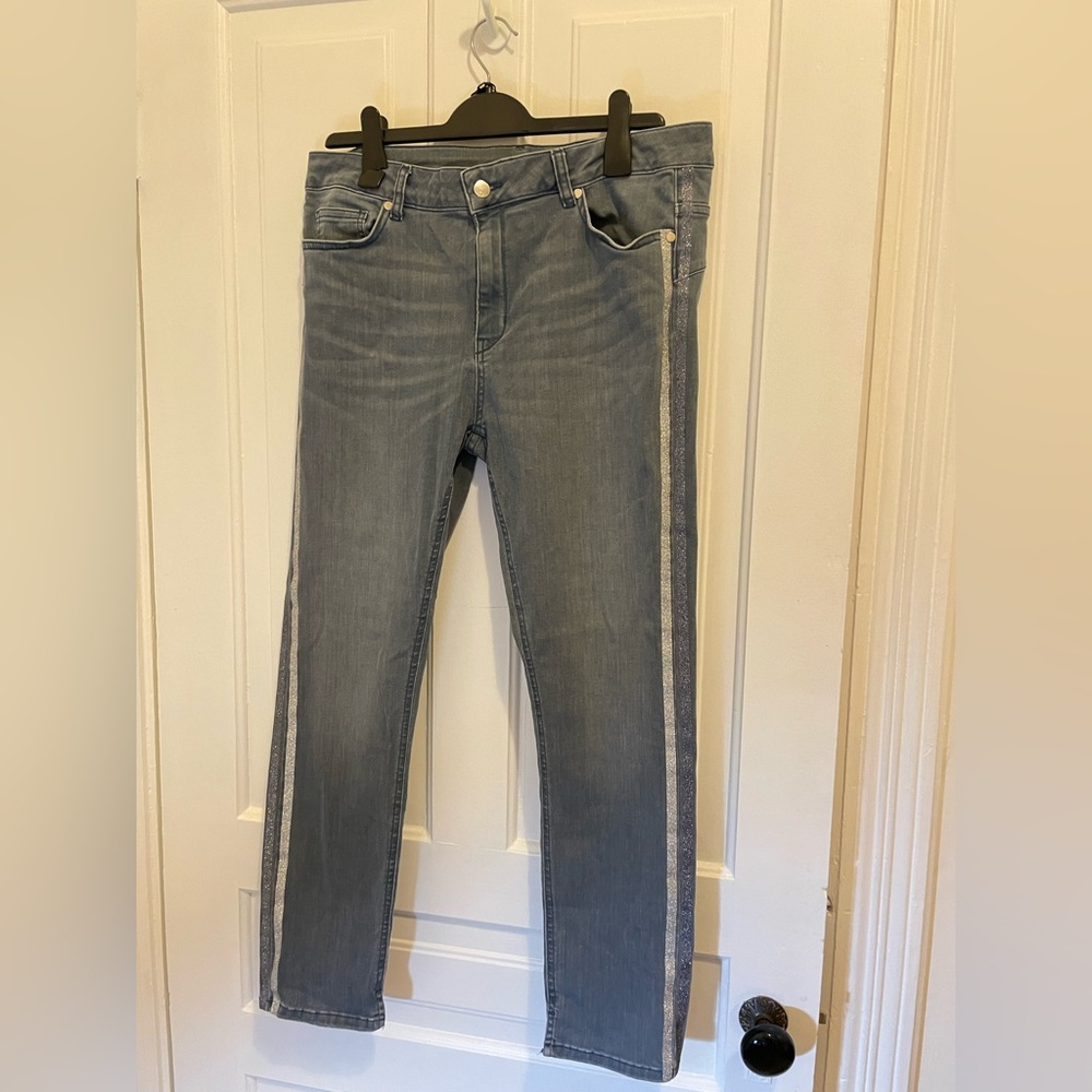 Jeans w bit of nice stretch.